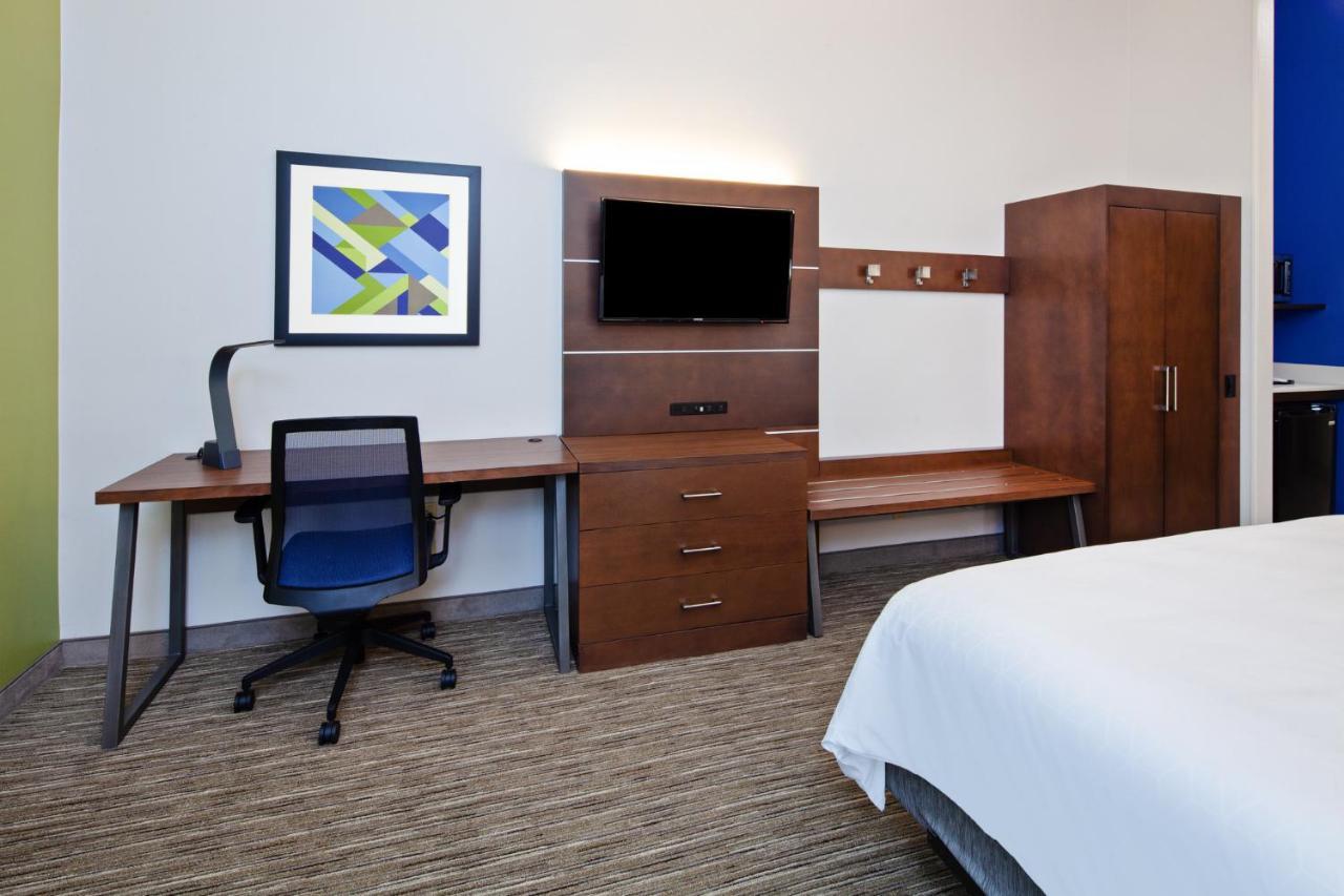 Holiday Inn Express & Suites Rancho Mirage - Palm Spgs Area, An Ihg Hotel Bagian luar foto