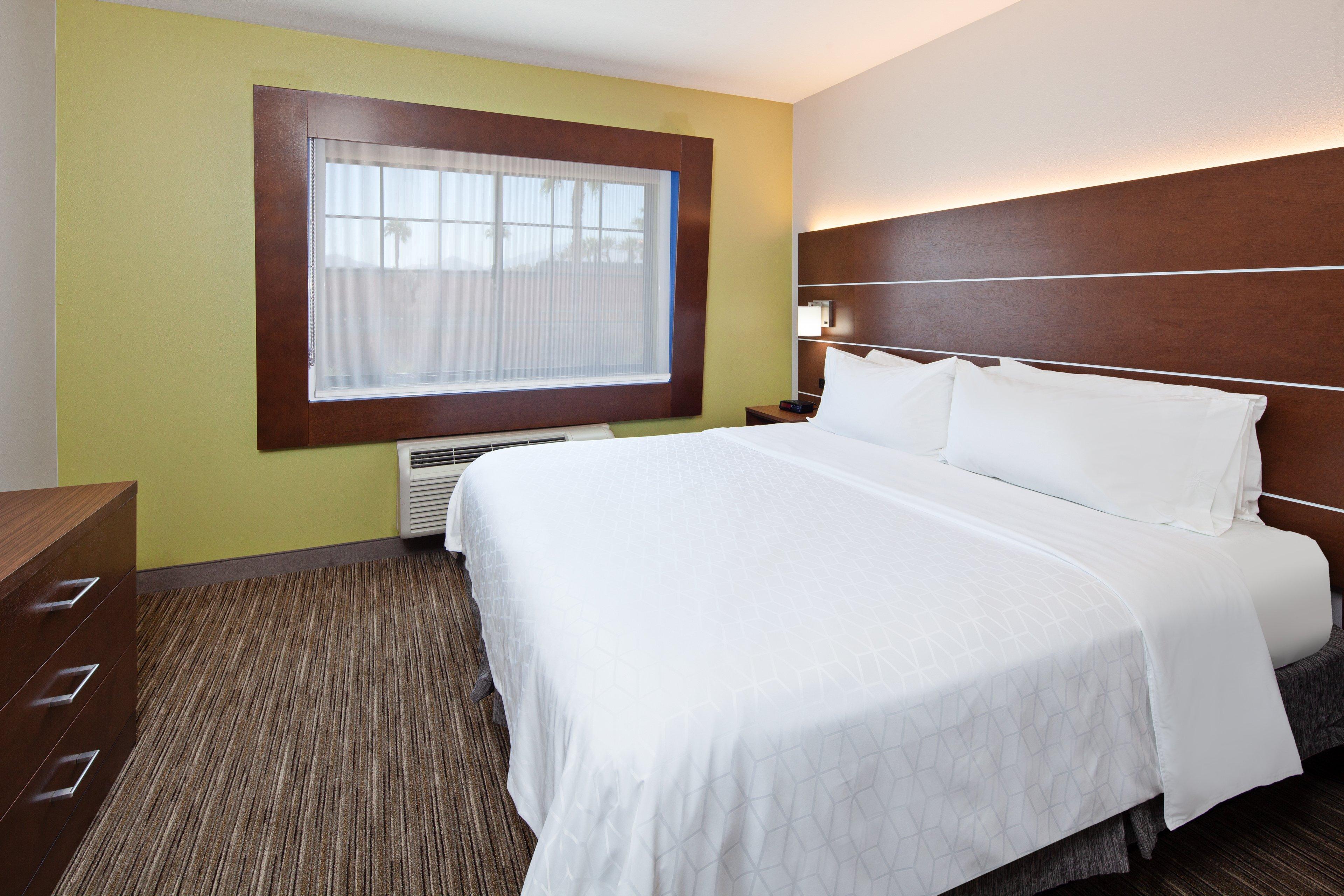 Holiday Inn Express & Suites Rancho Mirage - Palm Spgs Area By Ihg Bagian luar foto