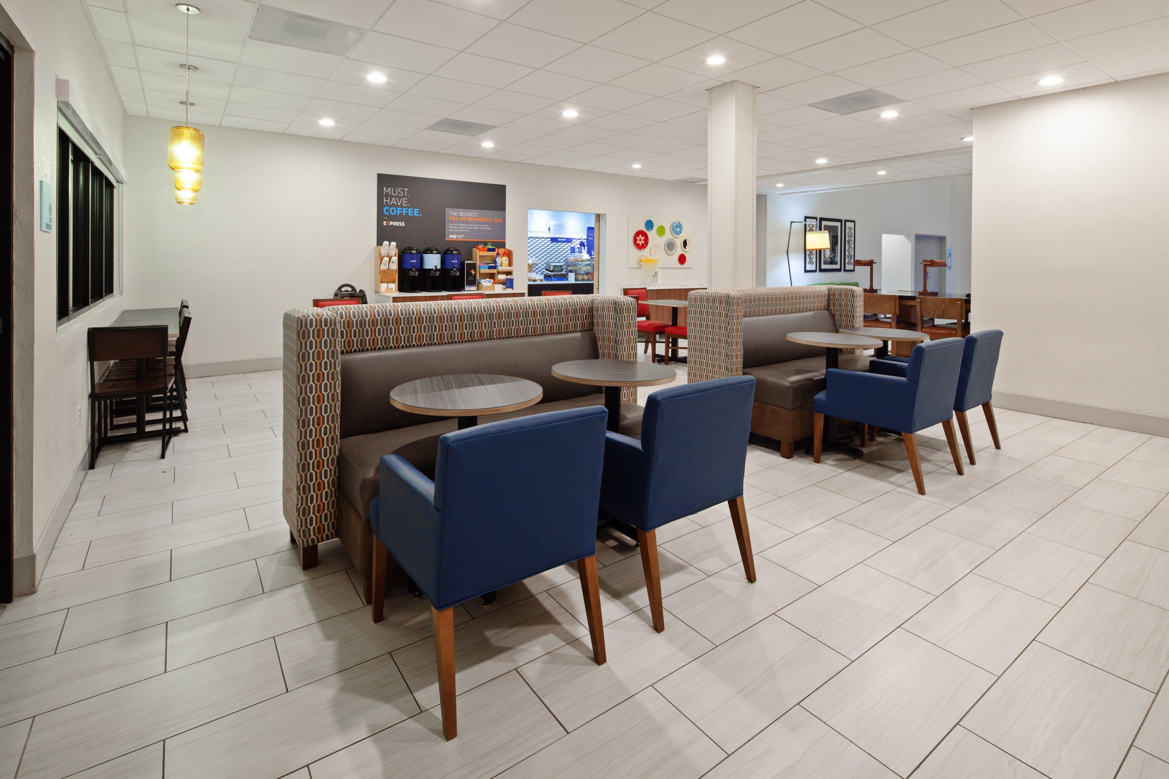 Holiday Inn Express & Suites Rancho Mirage - Palm Spgs Area By Ihg Bagian luar foto