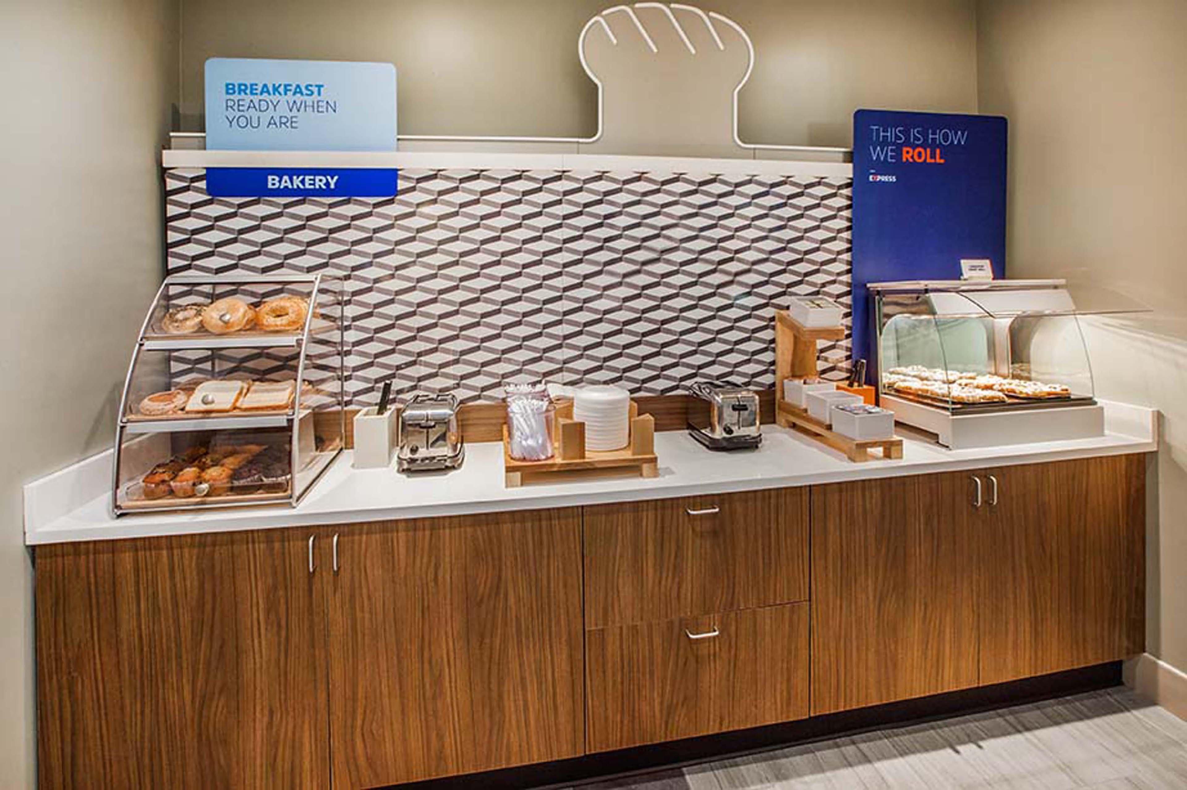 Holiday Inn Express & Suites Rancho Mirage - Palm Spgs Area By Ihg Bagian luar foto