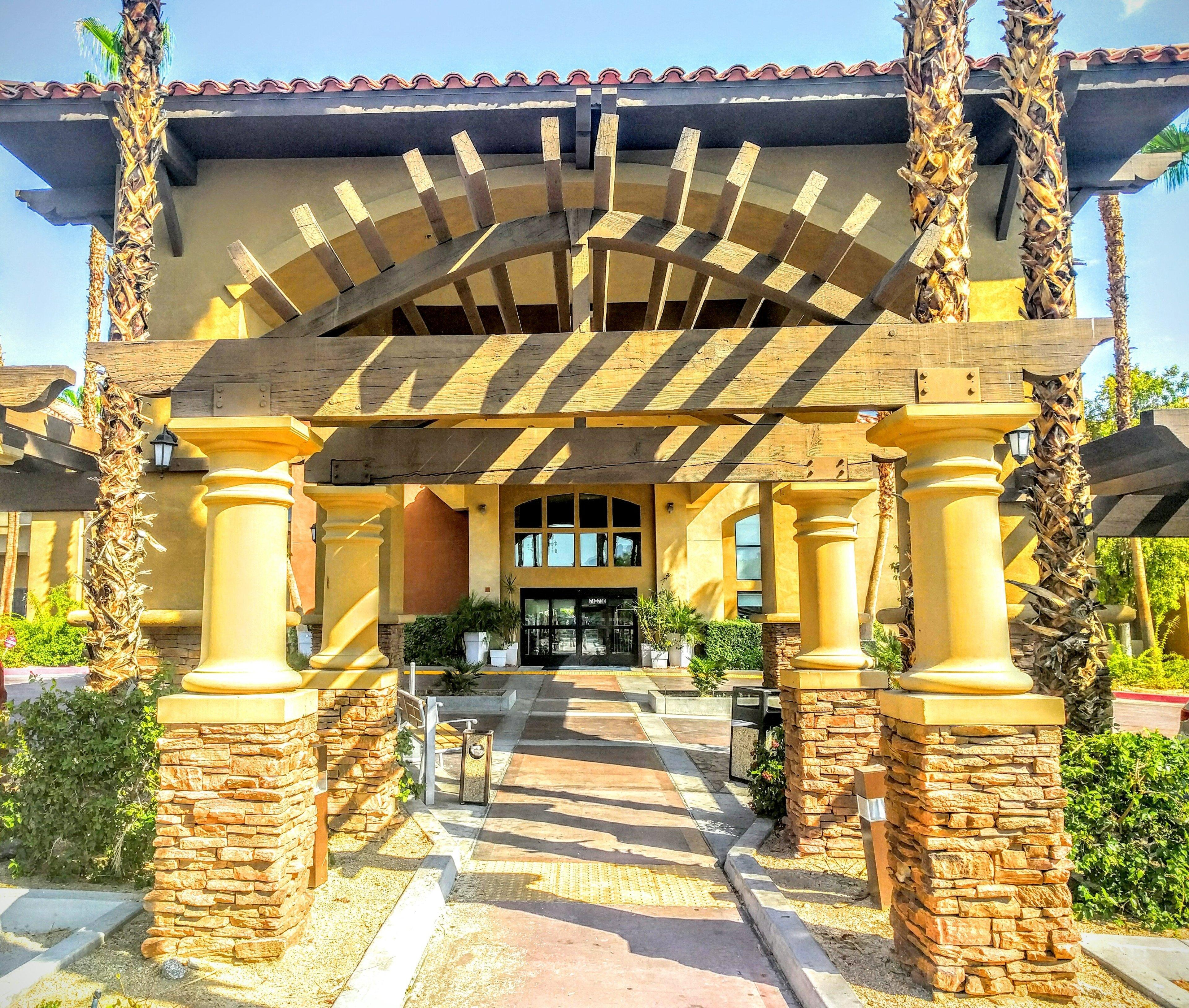 Holiday Inn Express & Suites Rancho Mirage - Palm Spgs Area, An Ihg Hotel Bagian luar foto