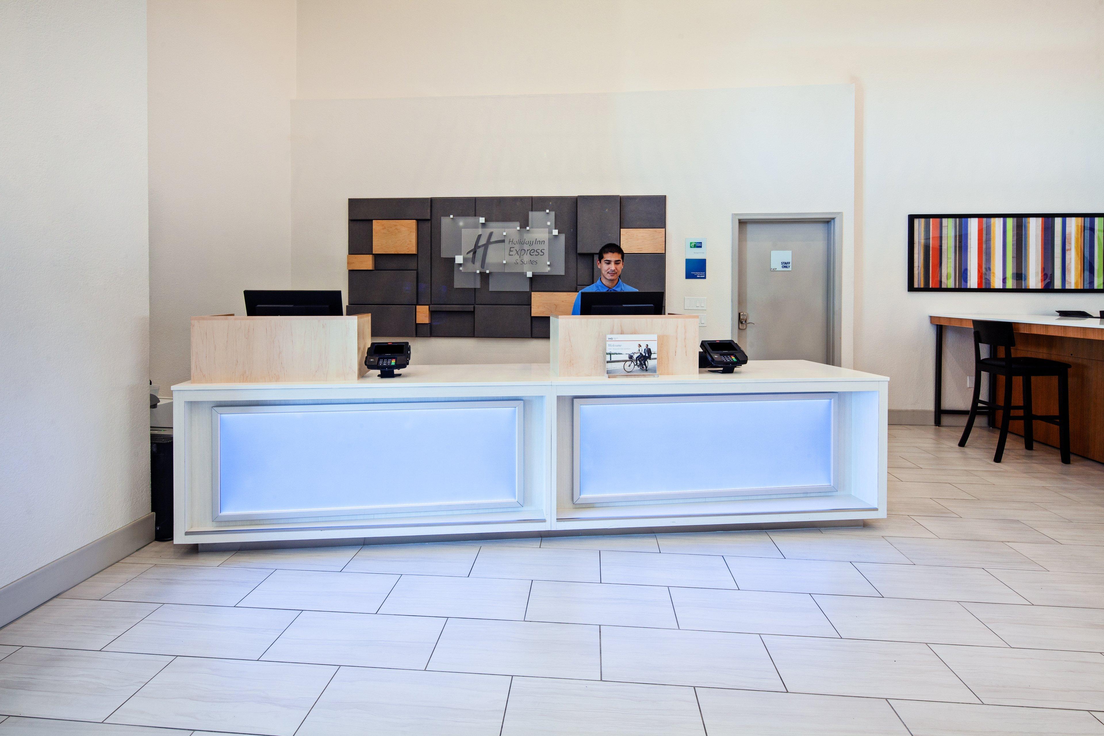 Holiday Inn Express & Suites Rancho Mirage - Palm Spgs Area By Ihg Bagian luar foto