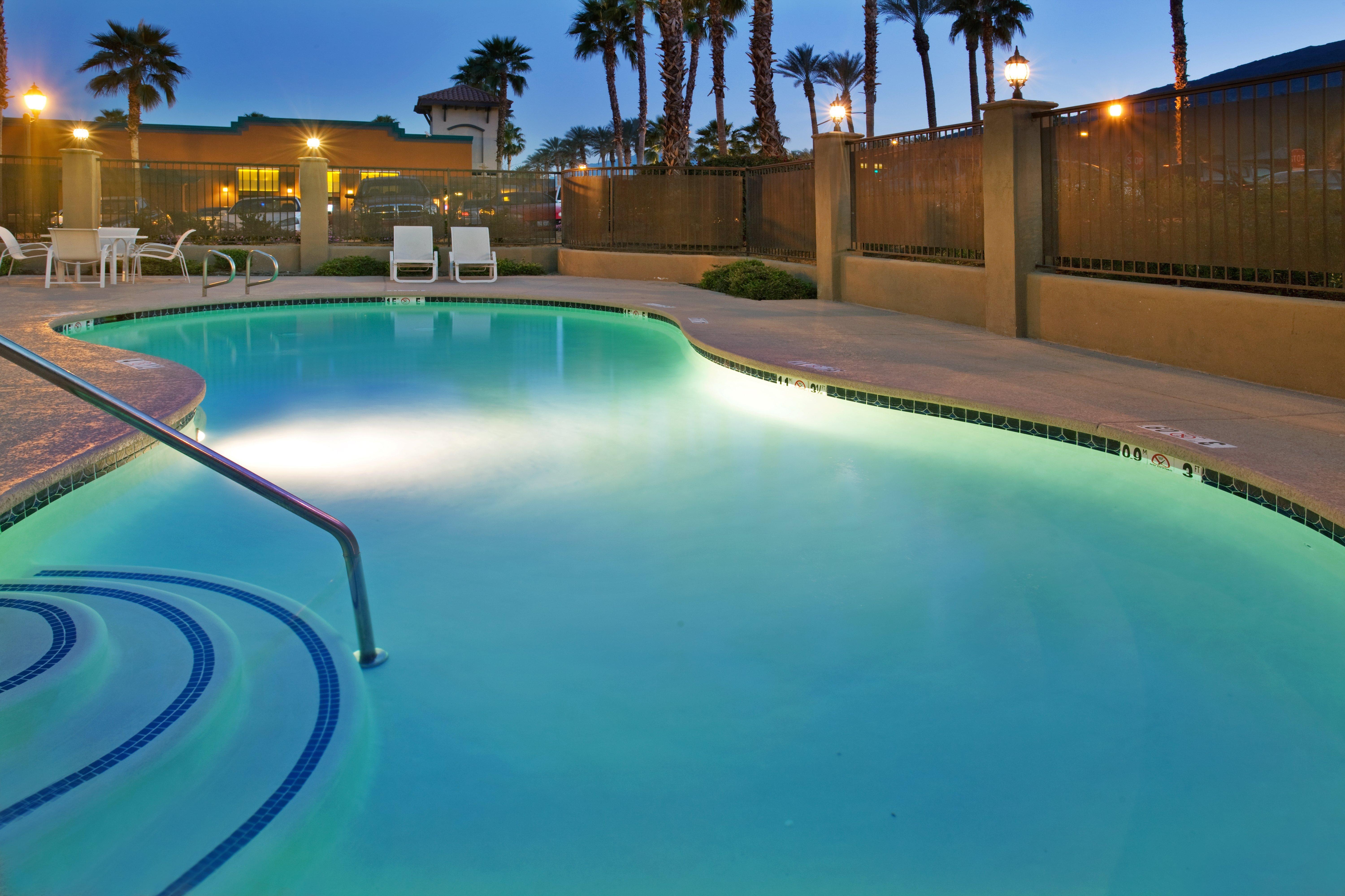 Holiday Inn Express & Suites Rancho Mirage - Palm Spgs Area By Ihg Bagian luar foto